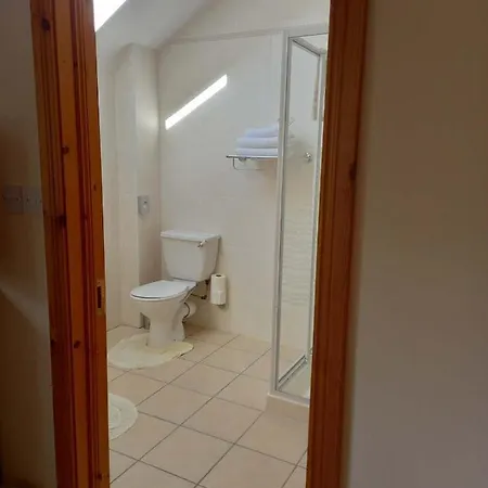 The Courtyard, Castle Dargan Ubytování v soukromí