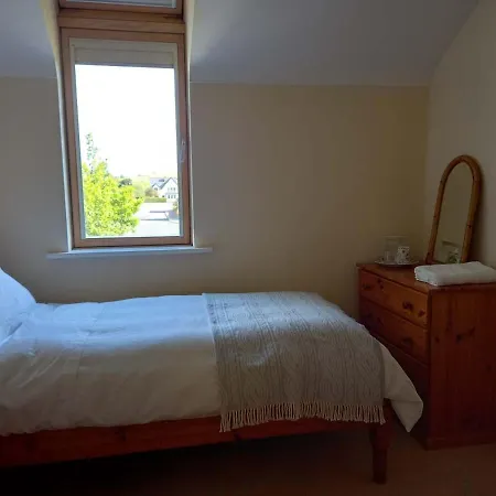 Проживание в семье The Courtyard, Castle Dargan Баллиголи