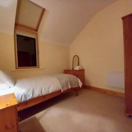 The Courtyard, Castle Dargan Ubytování v soukromí Ballygawley