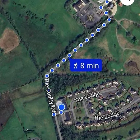 The Courtyard, Castle Dargan Проживание в семье *