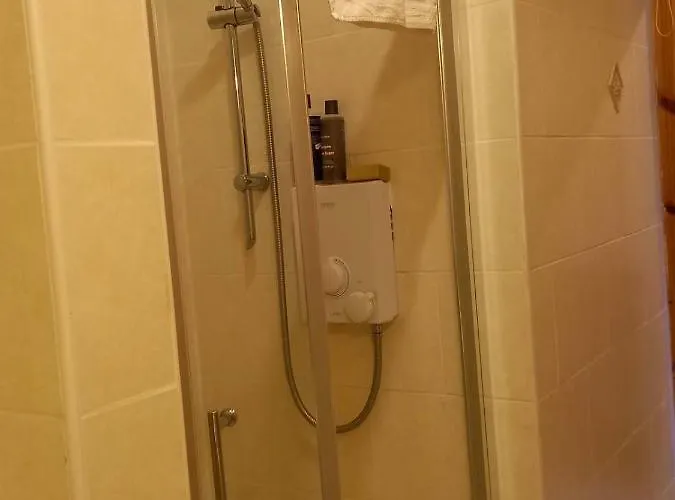 홈스테이 The Courtyard, Castle Dargan